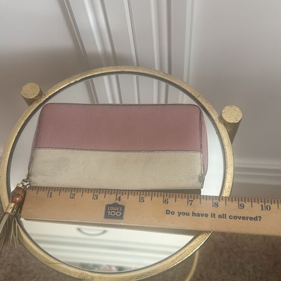 Gucci Vintage Pink and Cream Zip Around Wallet with Bamboo Tassel - Picture 9 of 17